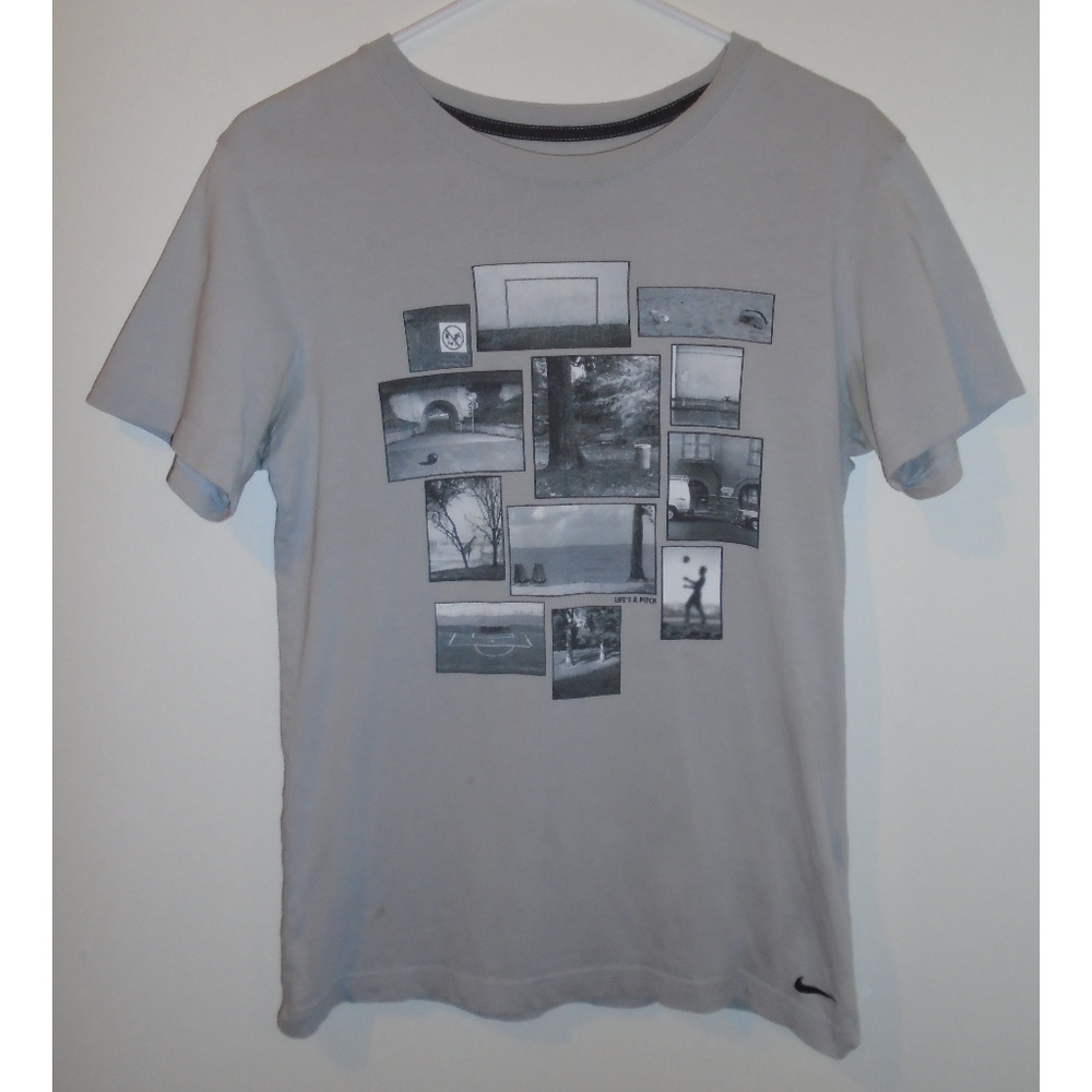 Nike Men's Medium Slim Fit Life's A Pitch Silver T